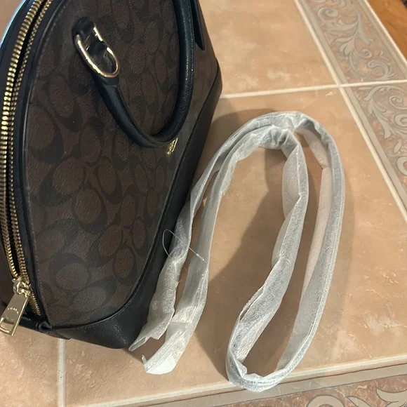 SOLD NWT HOST PICK X 2🎉COACH BAG - Picture 8 of 15